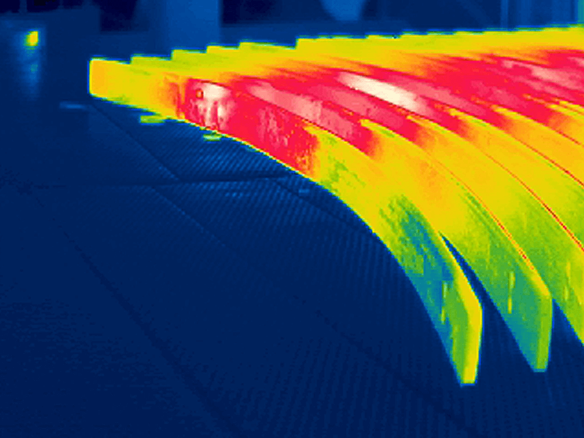 Thermal Imaging Thermometer MWIR Thermal Camera AMETEK Land